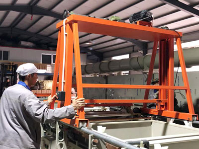 什么是电镀设备的挂镀自动生产线